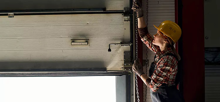 Addressing Common Garage Door Stoppage Issues in Simi Valley, CA